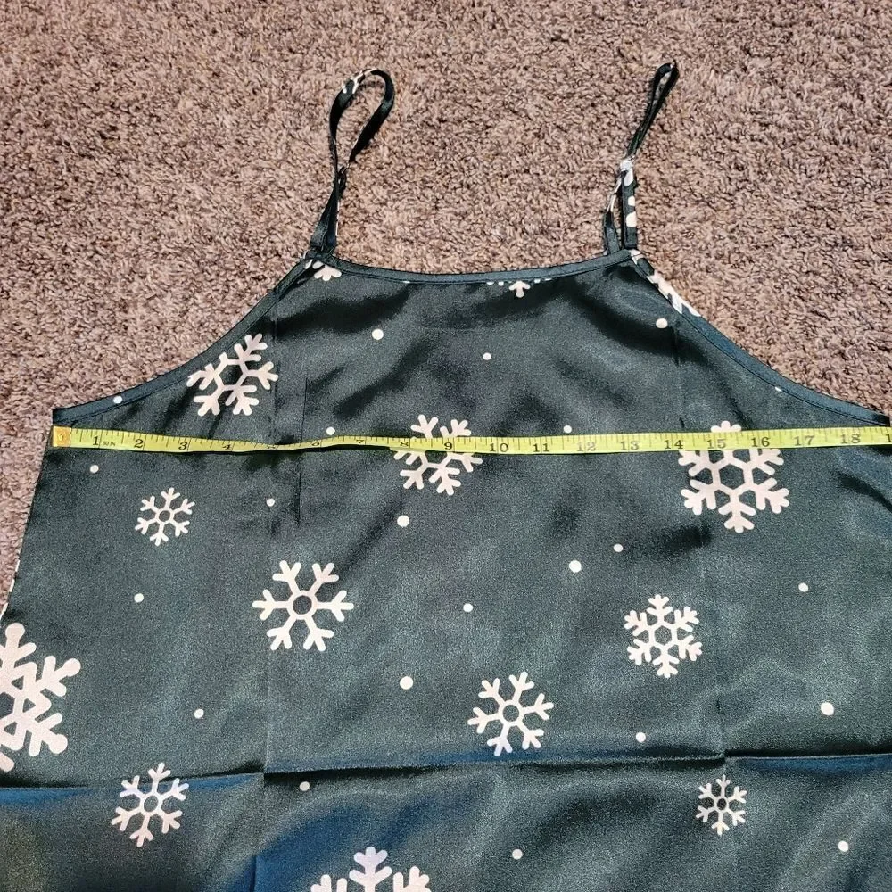 Ladies Snowflake Print Slip Christmas Crew Neck Spaghetti Strap Sleep Gown, XL